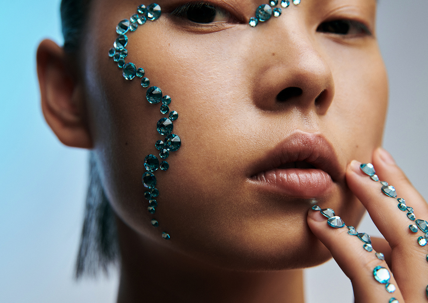 A/W 24/25 KEY COLOUR UPDATE FASHION & BEAUTY NEPTUNE USP Edit